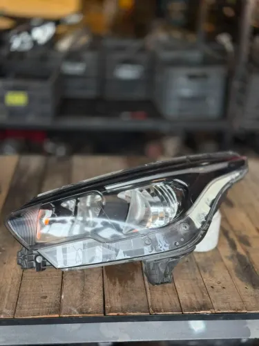 Farol Esquerdo Fiat Argo Sem Led H7 2018 A 2023 Original