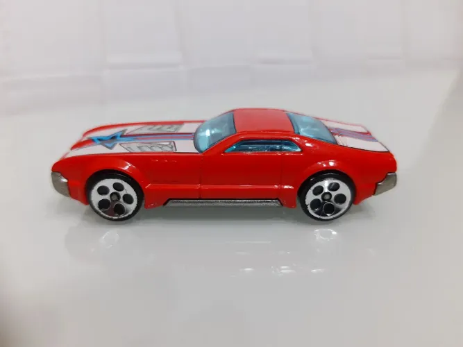 Carro miniatura Hot Wheels - Country Club Muscle
