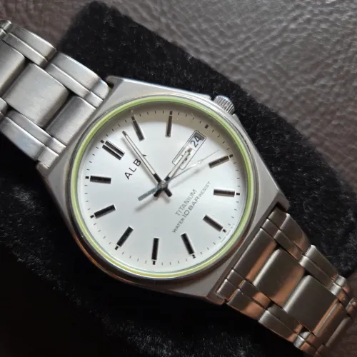 Seiko alba titanium