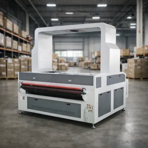 Máquina de Corte Laser MAQFORTE 1813CCD 150W com CCD Cabeça Dupla e Alimentação Automática