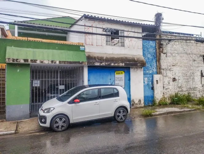 Casa comercial na Rua Valentim Silva, 28 130 m²