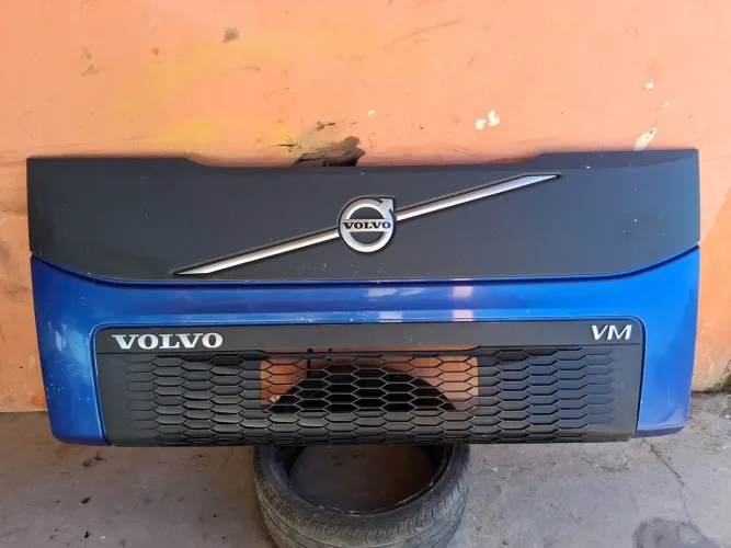 Capo VM Volvo 270 2019 original / pintura original completo.