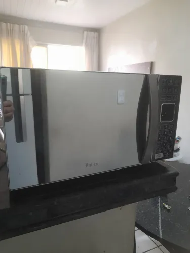 Microondas Espelhado 25Lt 250,00