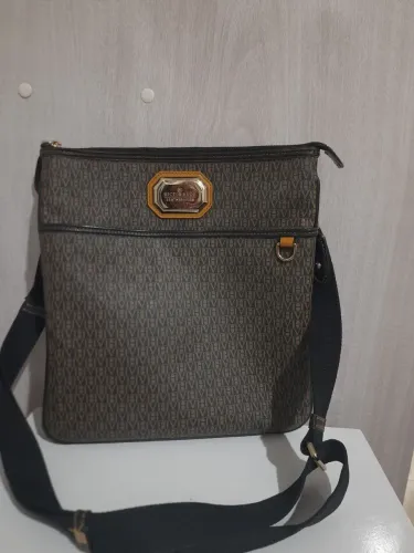 Bolsa victor hugo
