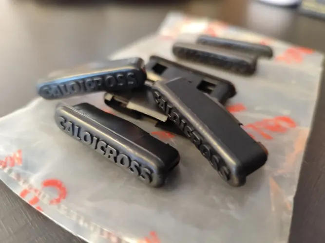 Tampinha quadro Caloi Cross Freestyle 