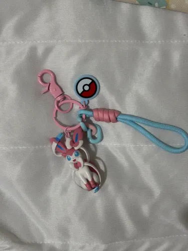 Sylveon chaveiro novinho