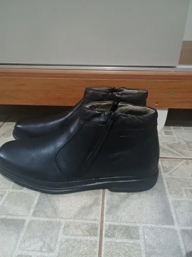 Vendo bota anti stress,100% couro.