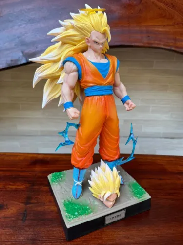 Action Figure Dragon Ball - Goku SJJ 3 26cm