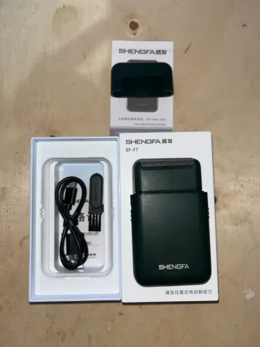 Máquina de Barbear Elétrica SHENGFA SF-F7 Semi Nova 
