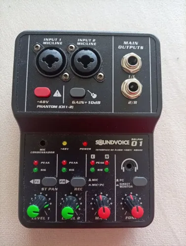 Interface de áudio