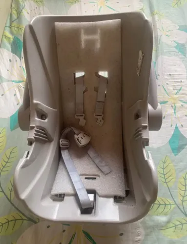 Assentamento Para Crianças De Carro