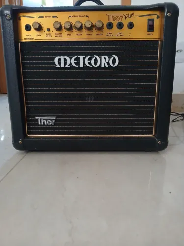Caixa Amplificada Meteoro