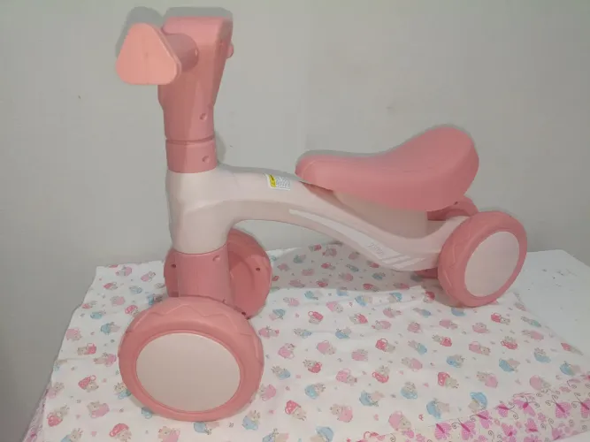 Bicicleta equilíbrio para bebê