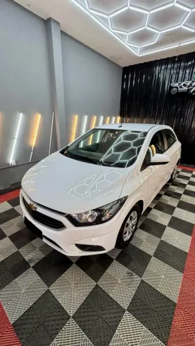 Chevrolet Onix Hatch LT 1.0 8V Flex Mec. 4P 2019