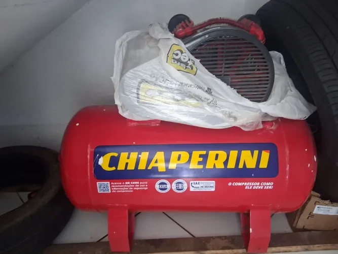 Vende_se um compressor de ar