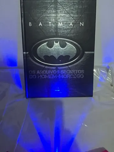 Arquivo secreto do homem morcego e hqs de comics