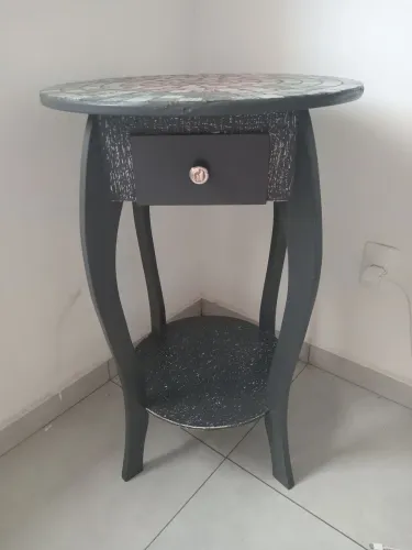 Móvel alto grande