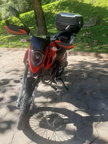 Yamaha Crosser 150 Vermelha 2023 com 25 Mil / Km.