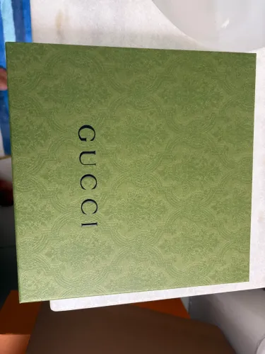 Caixa Gucci verde quadrada 25x25cm