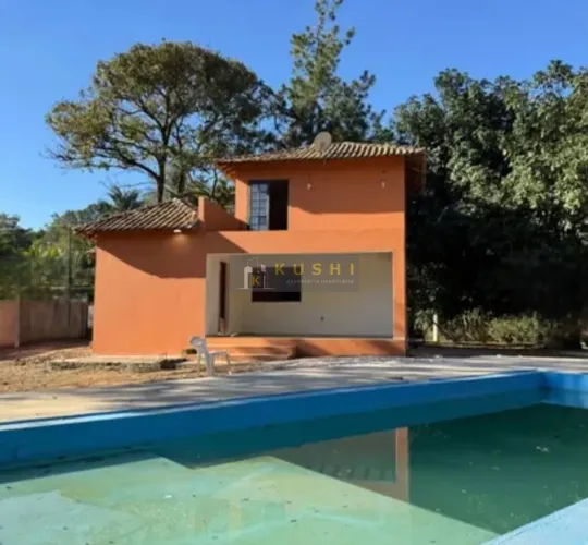 Chácara à venda em Jaguariúna, Chácara Recreio Floresta, com 2 quartos, com 601 m²