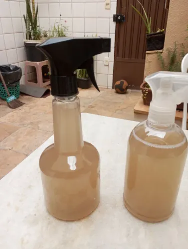 Produto pra limpeza do box!