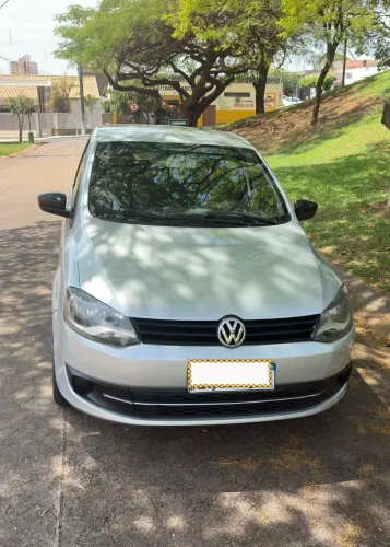 Volkswagen Fox 1.0 MI Total Flex 8V 5P 2011