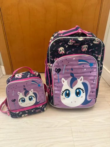 Mochila de Rodinhas Unicórnio Sweet Garden + Lancheira - Excelente Estado