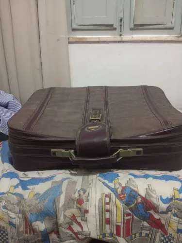 Mala Antiga  p/ Viagem 