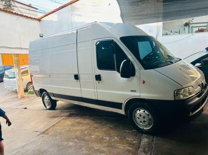 Peugeot Boxer 2.3 Furg.tb Dies. Med/ Longot.alto 2013