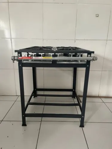 SEMINOVO - Fogão Industrial 4 Bocas - Baixa Pressão