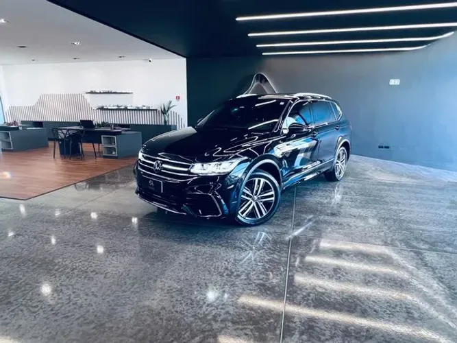 Volkswagen Tiguan Allspac R-line 300 TSI 2.0 2024