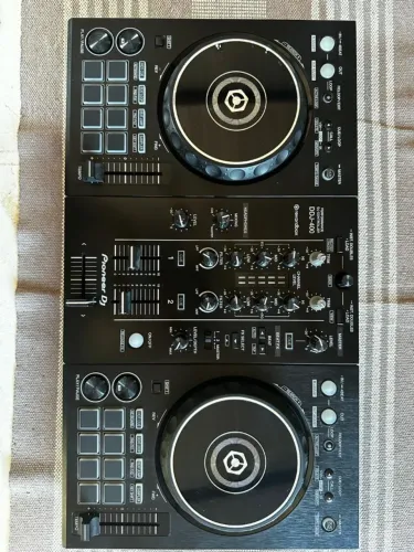 Controlador pioneer DDJ400 