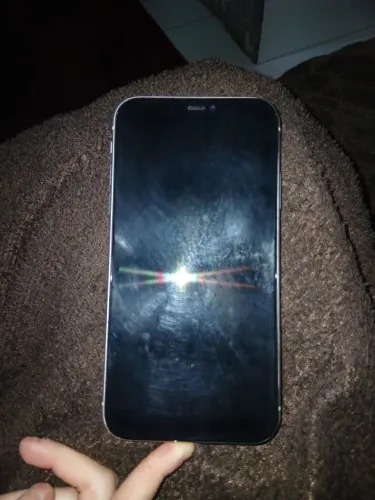 iPhone 11 por 600 reais
