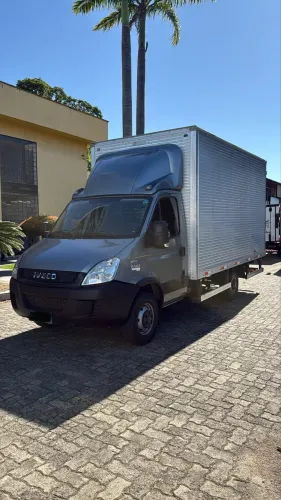 IVECO DAILY 35S14 ANO 2015
