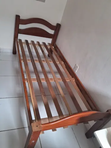 Cama de solteiro 