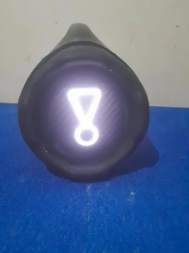 JBL bombox 4