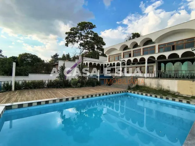 Casa ampla para aluguel no Bandeirantes, na Pampulha, com piscina e 7 quartos