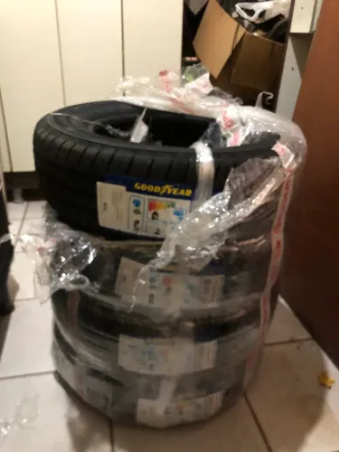 Kit Eneida Goodyear r13 175/70