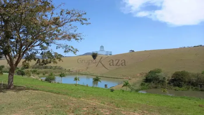 Terreno em Condomínio Venda Paraibuna 1.000m² ao lado da Tamoios