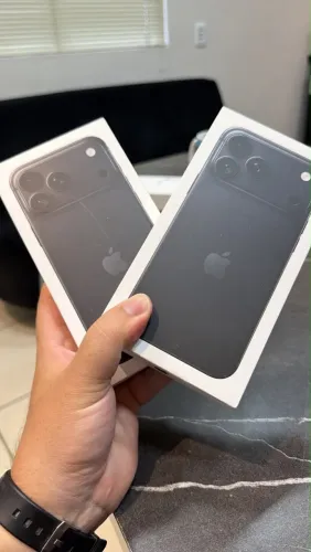 IPHONE 18 PRO MAX LACRADO PRETO