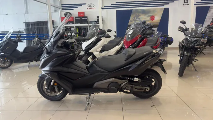  AK 550 Kinco 2023- Super preço motor bicilíndrico.