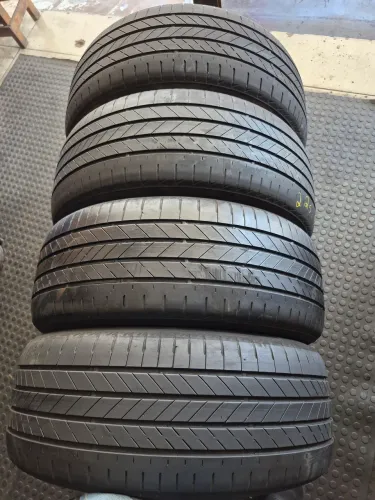 4 pneus 225/50/18 Bridgestone meia vida originais do corolla cross e outros (900 em 3× ct