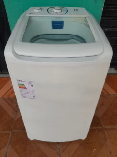 Vende-se essa linda máquina de lavar roupas Electrolux 8.5kg bem conservada * 