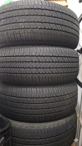 VENDO PNEU DE HILUX COM 10.000KM DE USO
