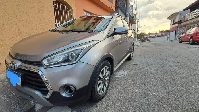 Hyundai HB20X Premium 1.6 Flex 16V Aut. 2016