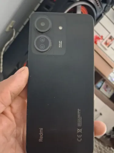 Vendo esse celular semi novo