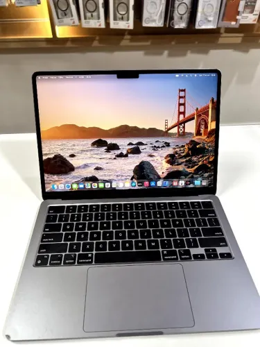 MacBook Air M2 8/256gb 2022
