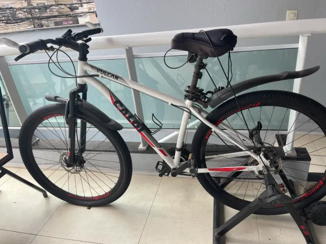 Vendo bicicleta CALOI VULCAN - ARO 29