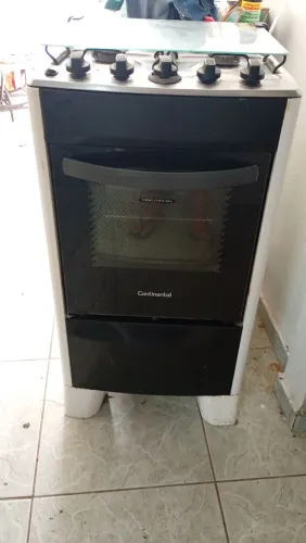 Fogão de 4 bocas, acendedor elétrico perfeita condições 