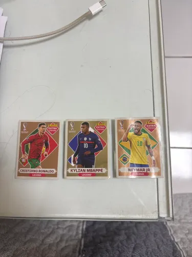 Kit figurinha legend Neymar e cristiano bronze,mbappe ouro copa de 2022